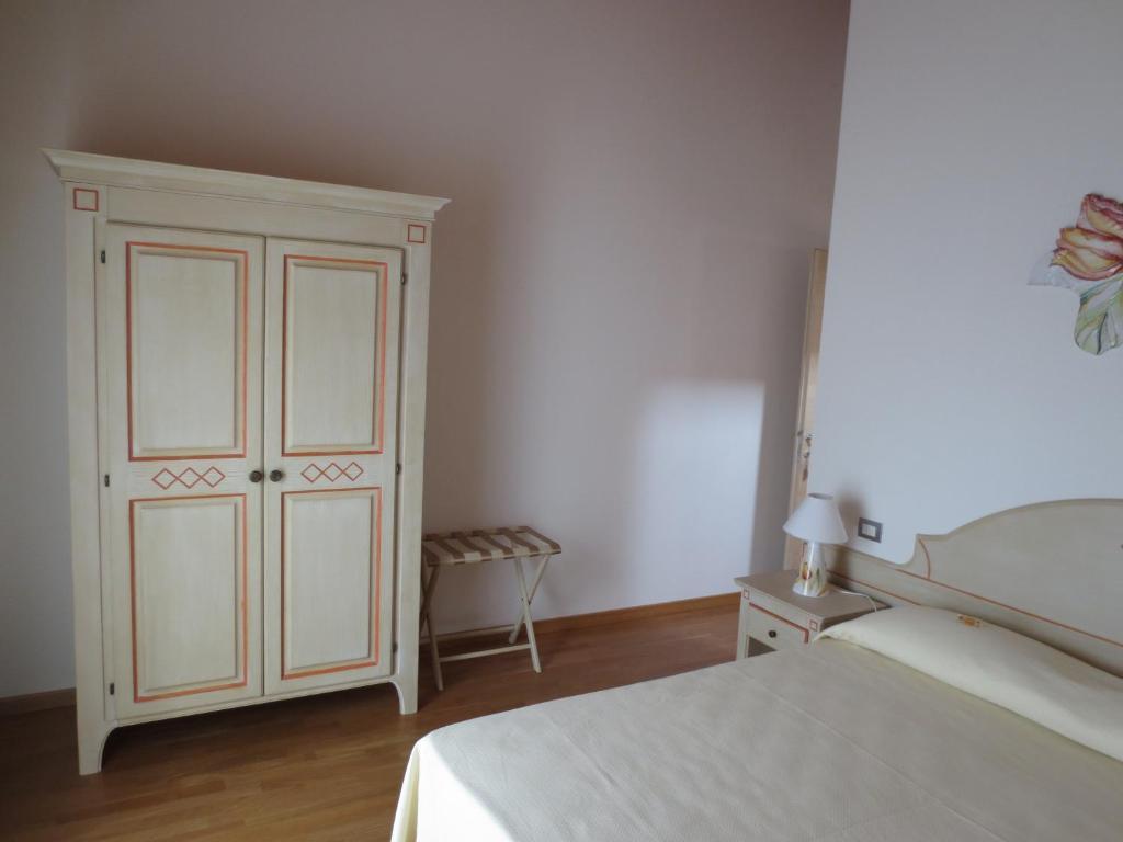 Ladino Room & Breakfast Ferrara Kamer foto