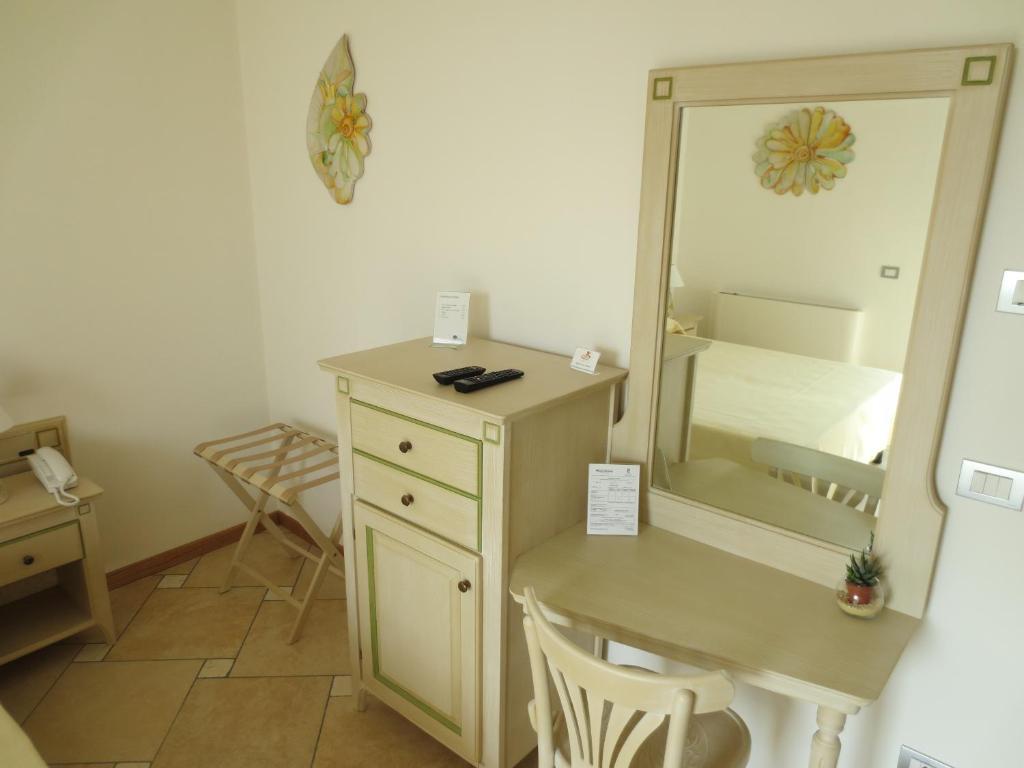 Ladino Room & Breakfast Ferrara Kamer foto